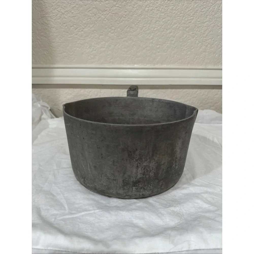 Vintage Magnalite GHC 4 1/2 Quart 4 Liter Double Spout Pot USA- No Lid